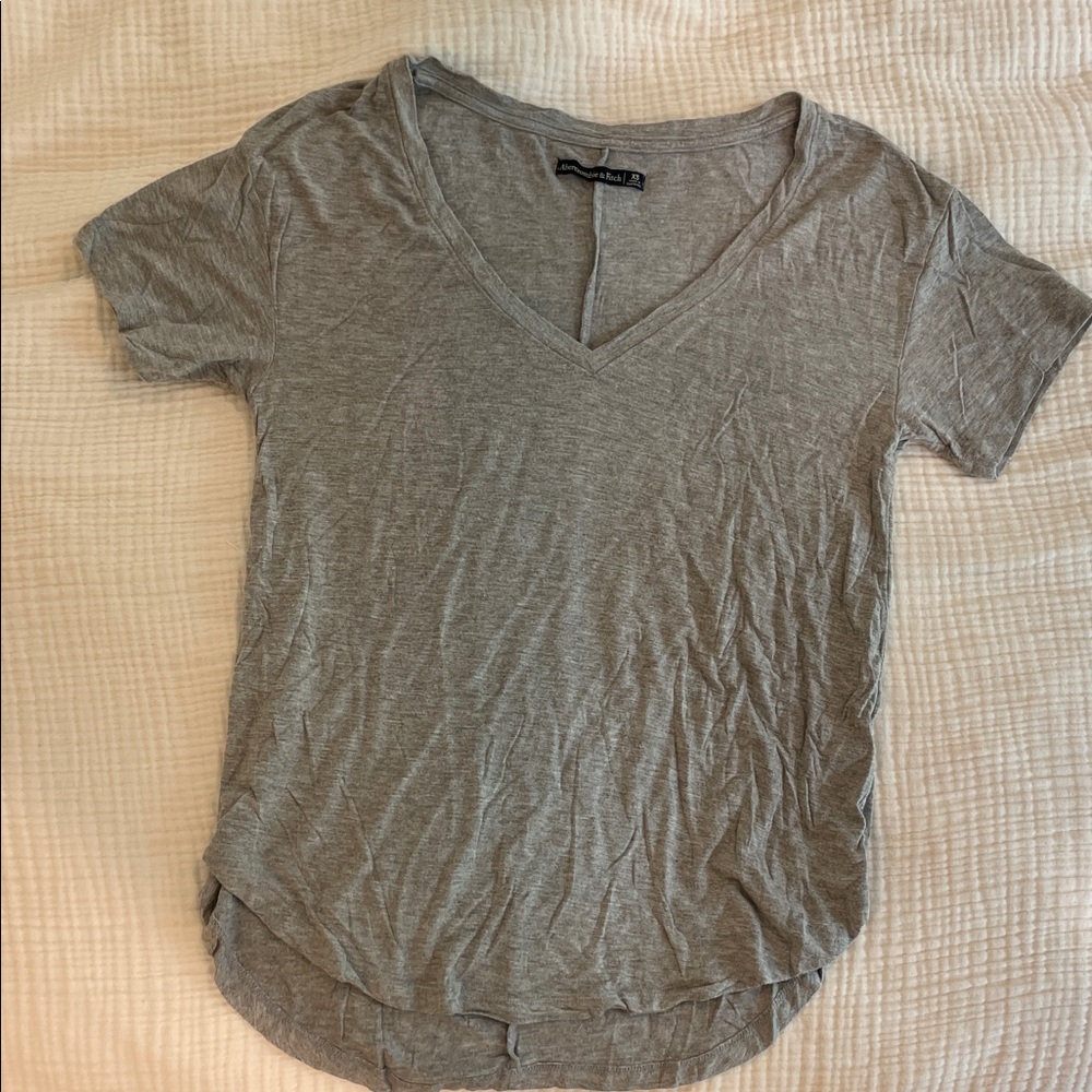 Abercrombie & Fitch Heather Gray V-Neck Tee